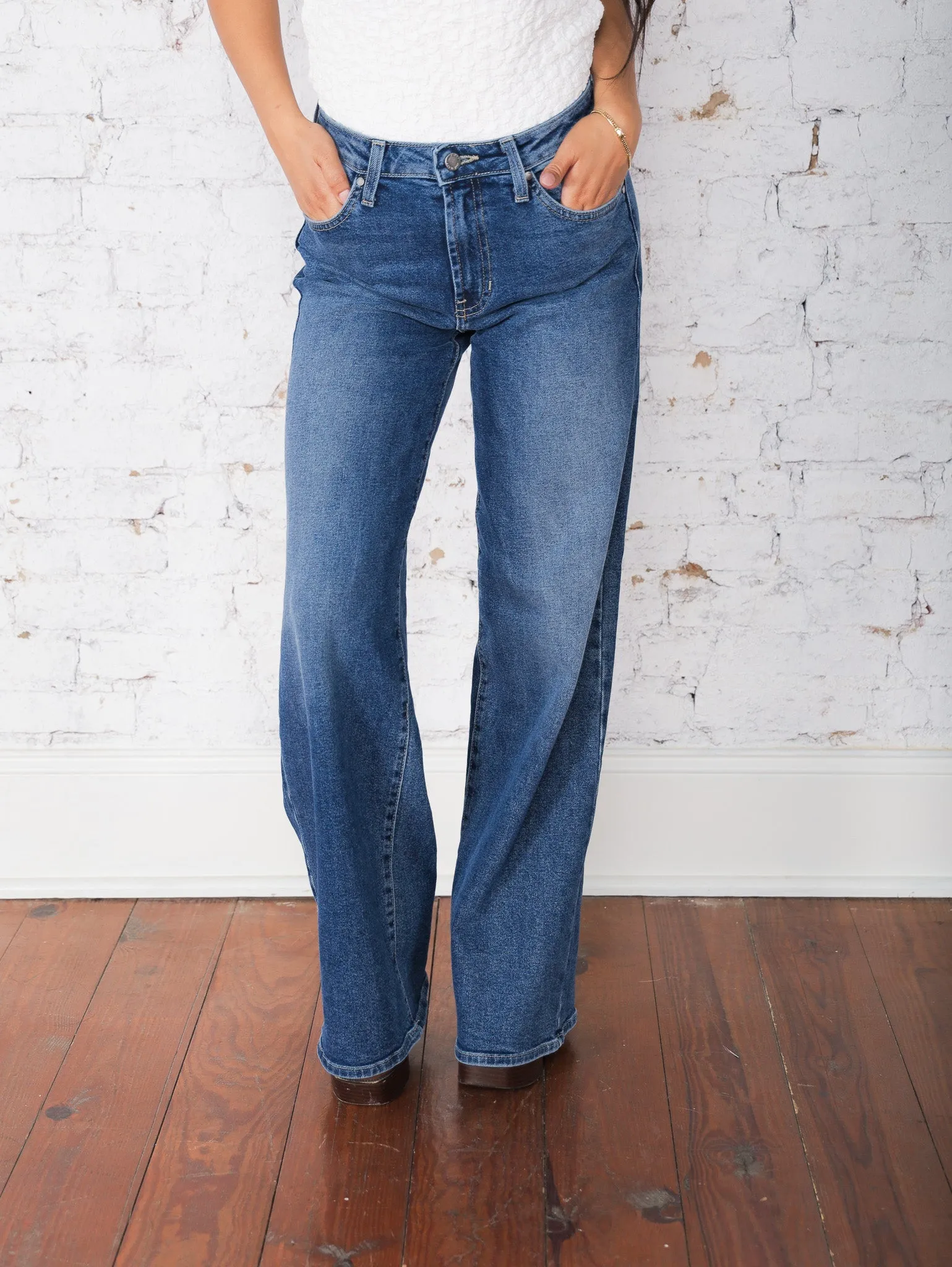 Catching Feels Wide Leg Denim