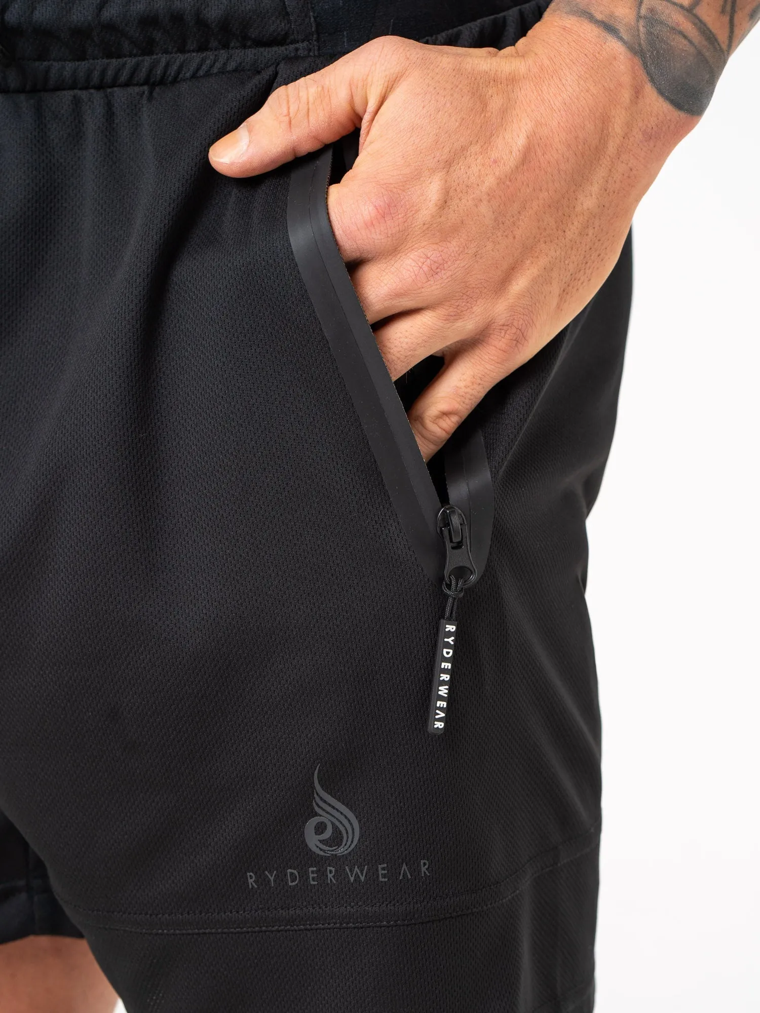 Energy Mesh Shorts - Black