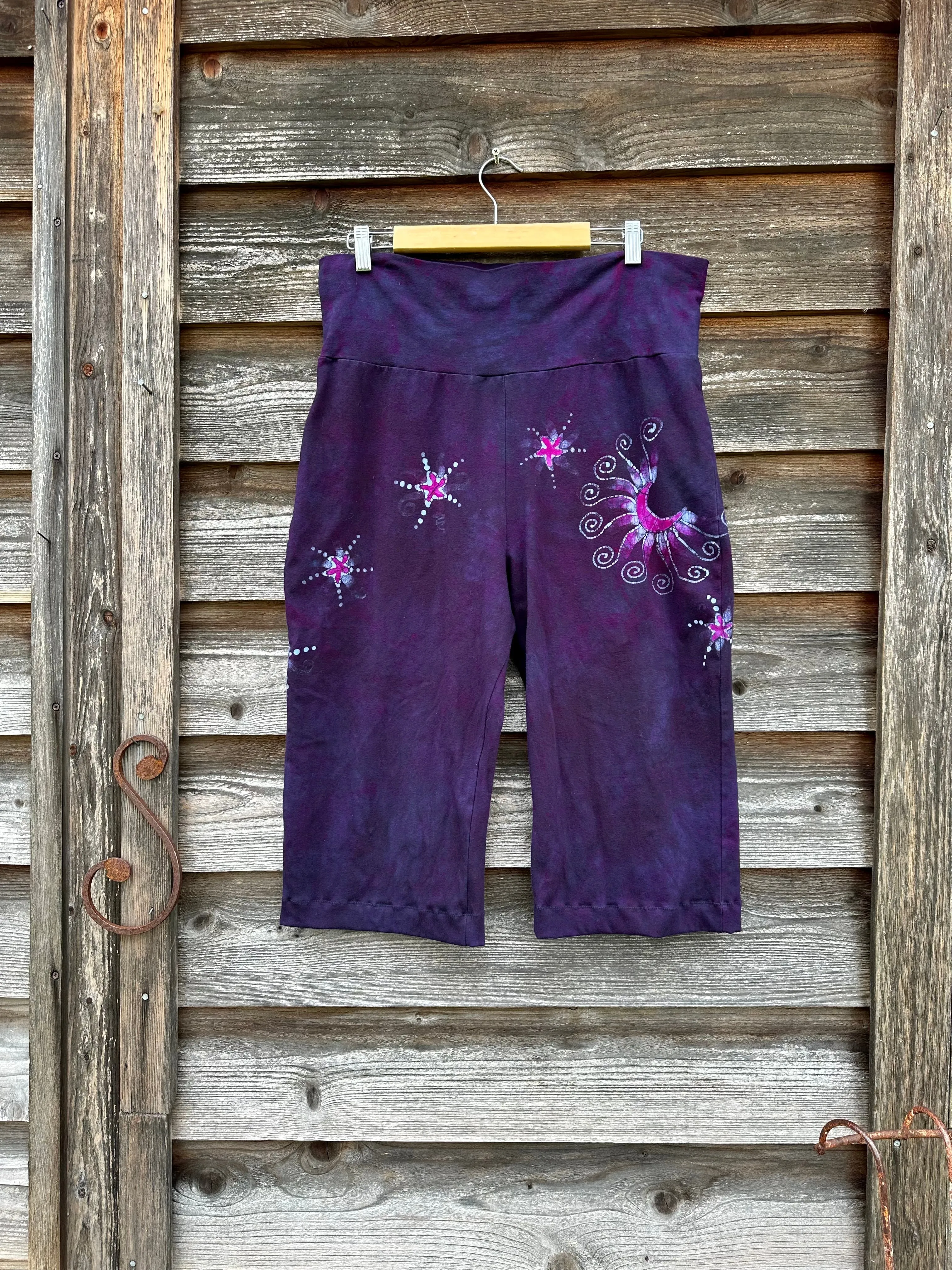 Magenta Stars Stretchy CAPRI Pants Size 2X