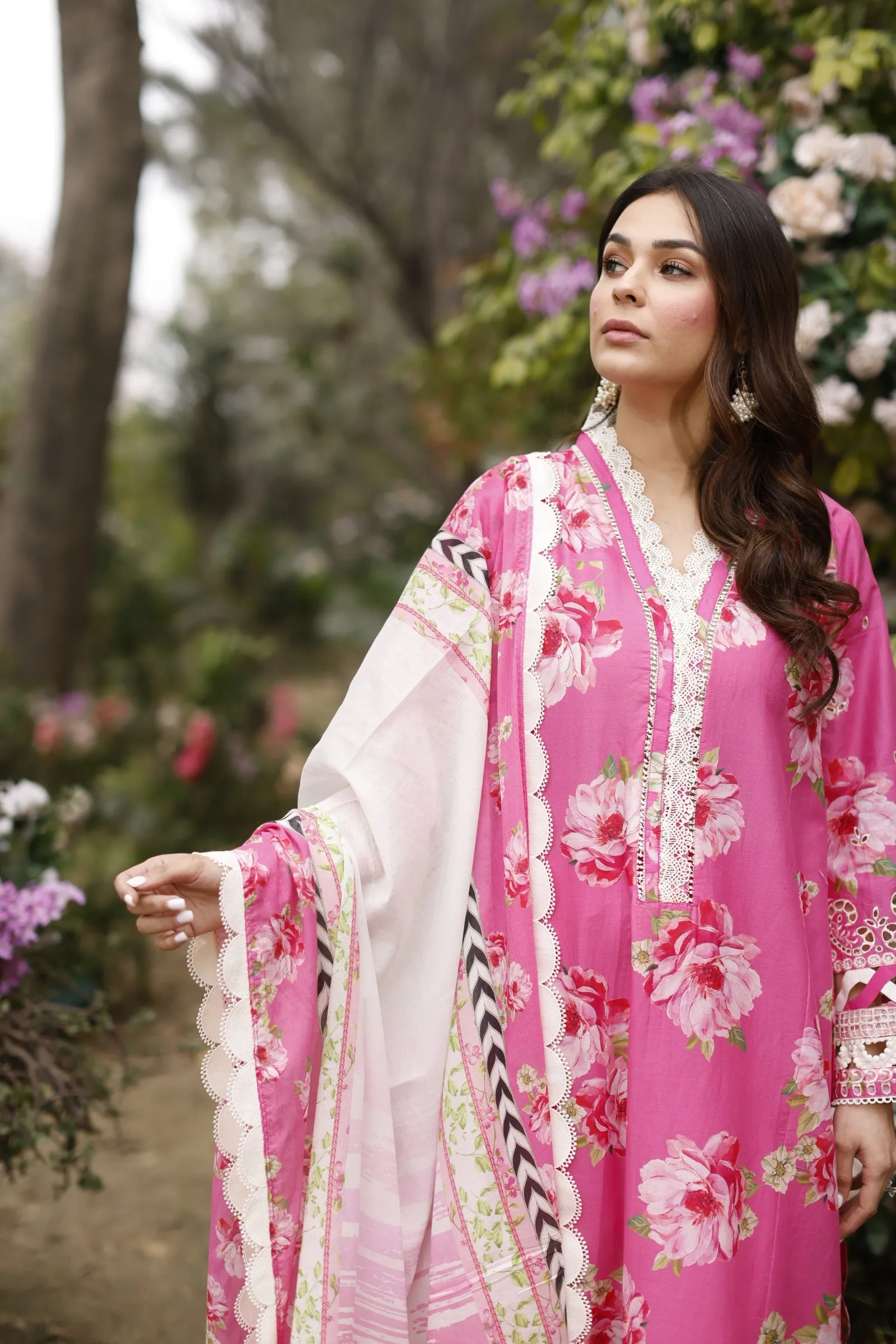 Manara by Maria Asif Baig - Vintage Flora Lawn Collection – LEANA