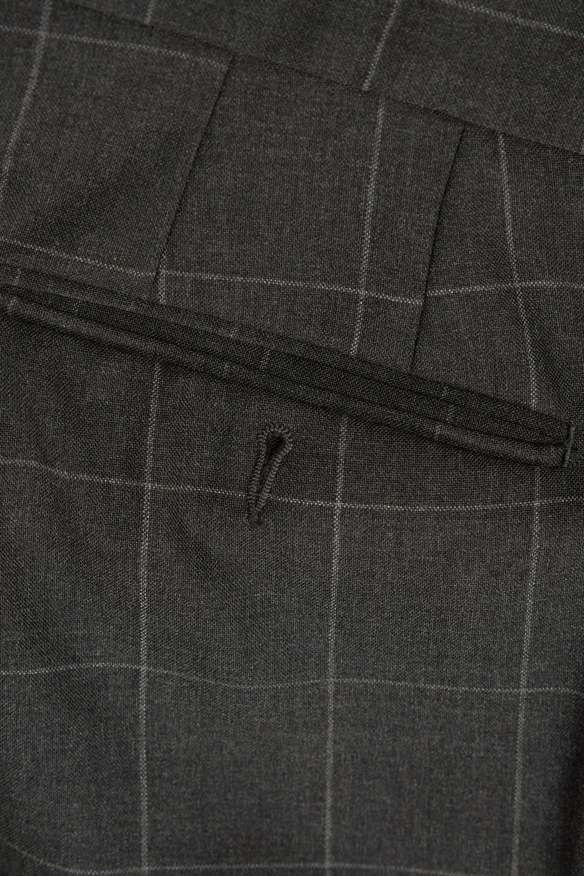 Sartoria Partenopea Dark Grey Windowpane Wool Suit